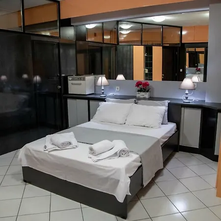 Διαμέρισμα Christine's Downtown