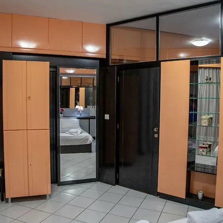 Christine's Downtown Διαμέρισμα *