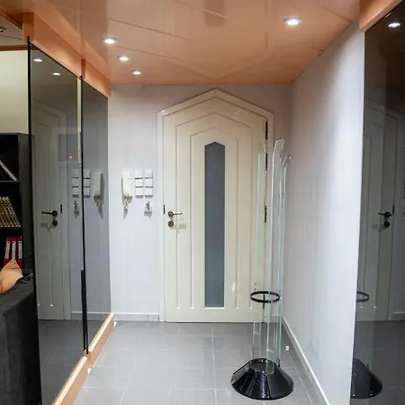 Christine's Downtown * Kawala