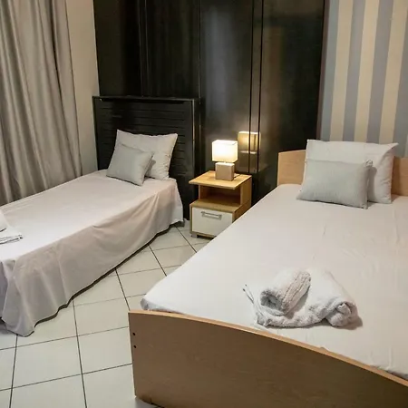 Christine's Downtown Apartament Kawala