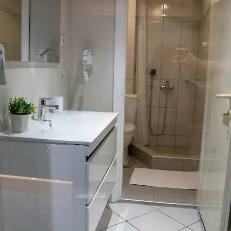 Christine's Downtown Lejlighed *